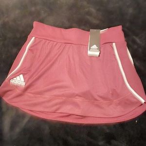 Burgundy Adidas tennis skirt with shorts under
